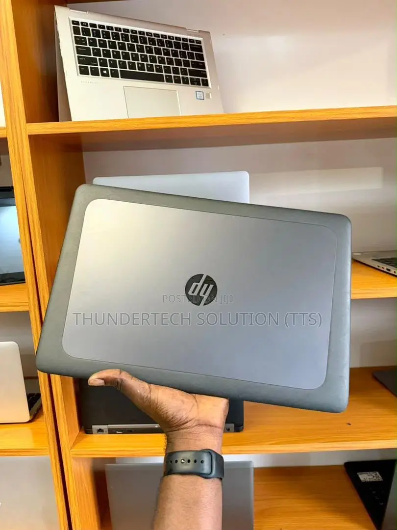 New Laptop HP ZBook 15u 8GB Intel Core i5 HDD+SSD 640GB