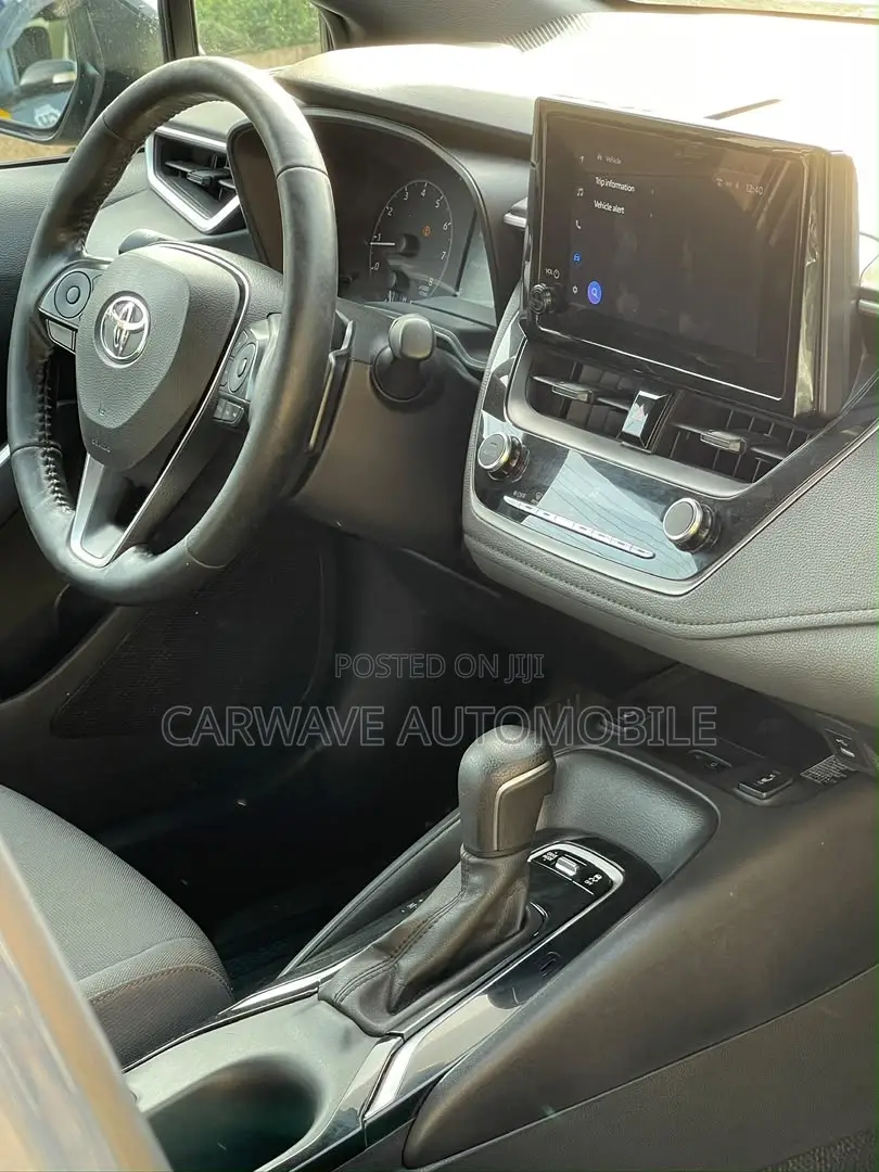 Toyota Corolla SE 2023 Gray