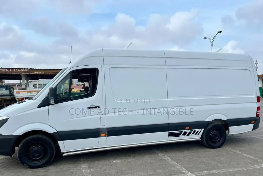 Mercedes-Benz Sprinter 2017 White
