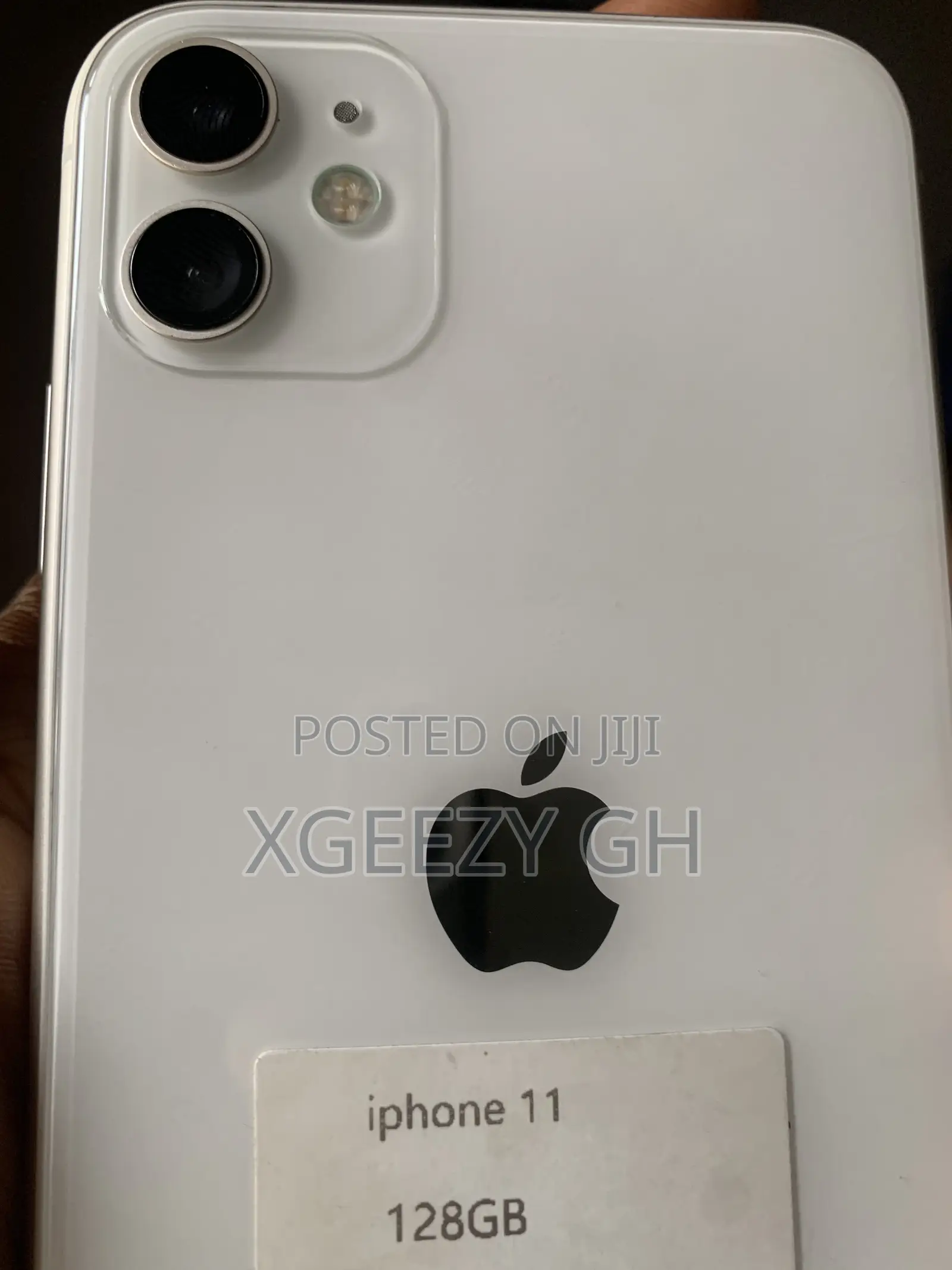 New Apple iPhone 11 128 GB White