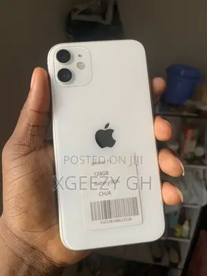 New Apple iPhone 11 128 GB White