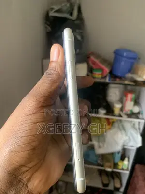 New Apple iPhone 11 128 GB White