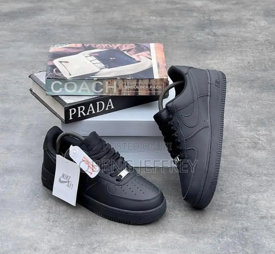 Original Nike Airforce 1 Low White or Black