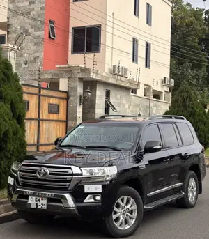 Toyota Land Cruiser 4.5 V8 GXR 2021 Black