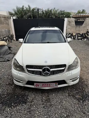 Mercedes-Benz C250 2014 White