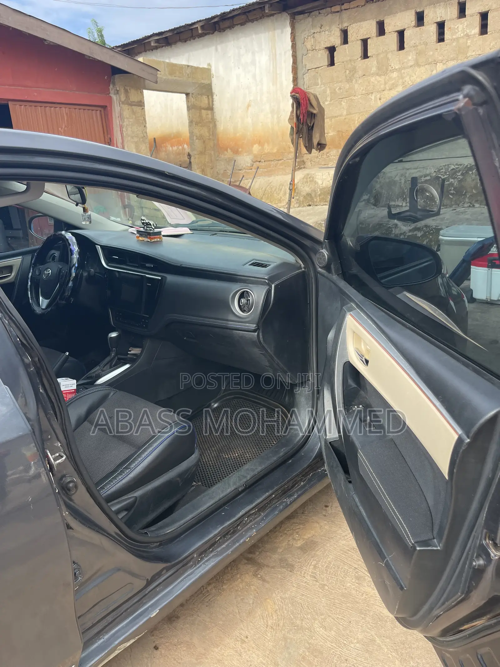 Toyota Corolla 2016 Gray
