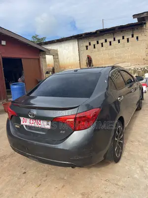 Toyota Corolla 2016 Gray