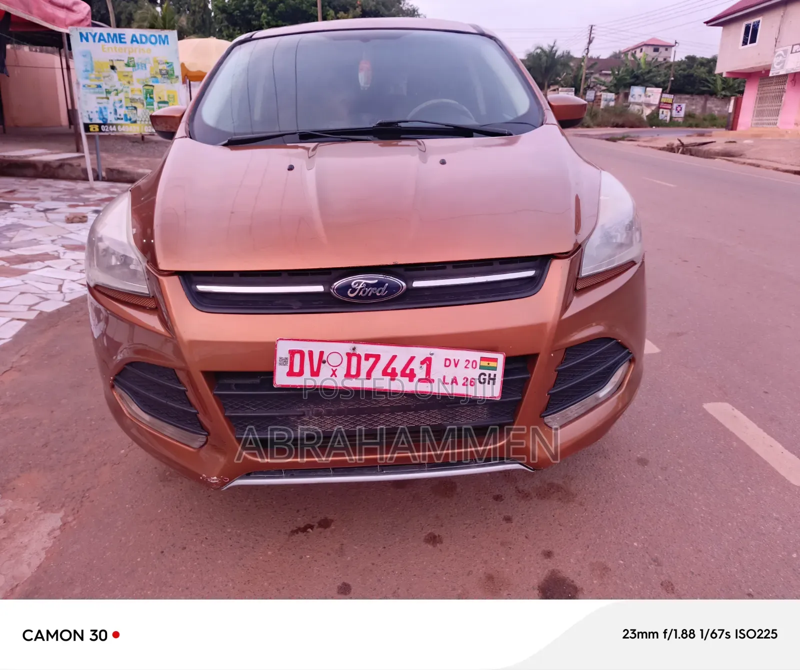 Ford Escape 2016 Gold