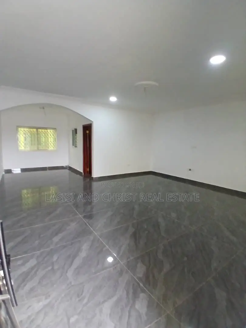 2bdrm Apartment in Lasisi And Christ, Amasaman for rent