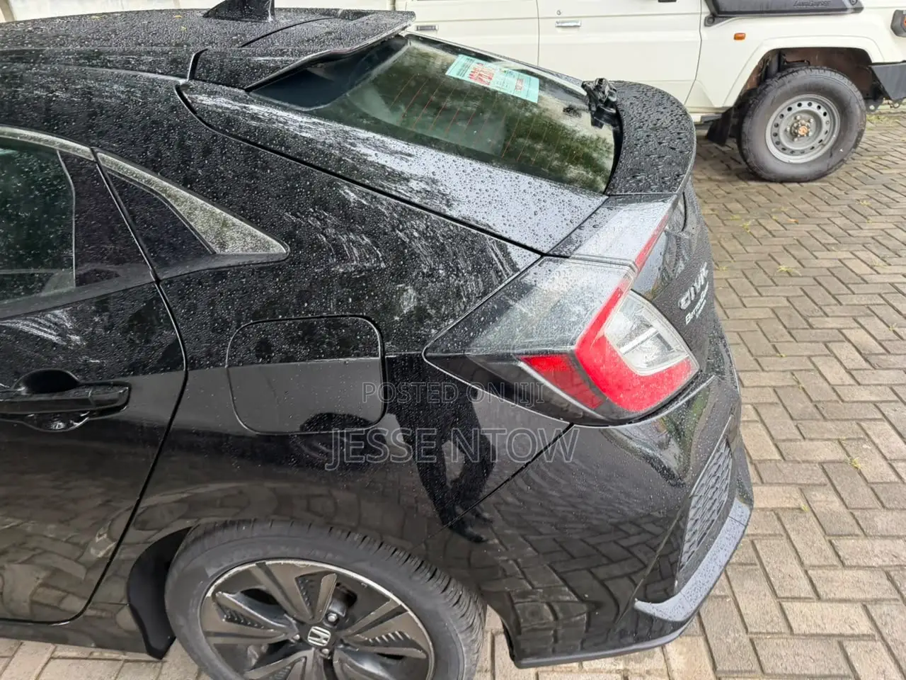 Honda Civic EX 4dr Hatchback (1.5L 4cyl) 2017 Black