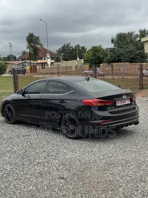Hyundai Elantra 2017 Black