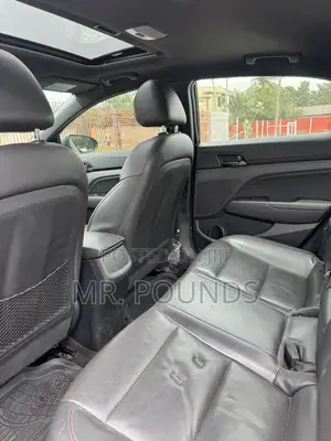 Hyundai Elantra 2017 Black