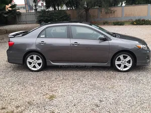 Toyota Corolla S 4dr Sedan (1.8L 4cyl 4A) 2013 Gray