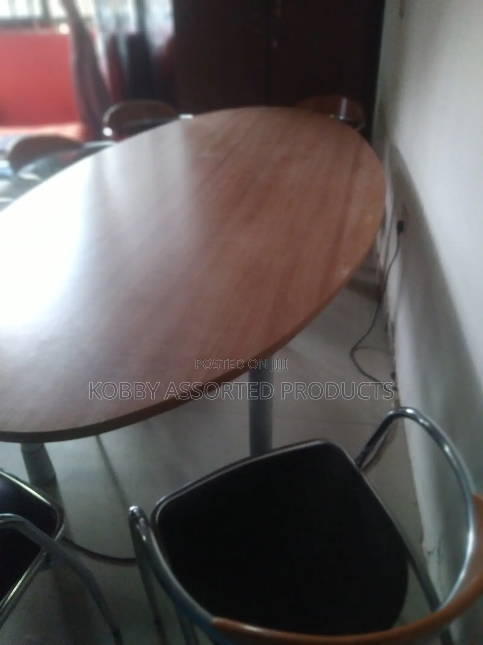 Index Oval Dining and Conference Table