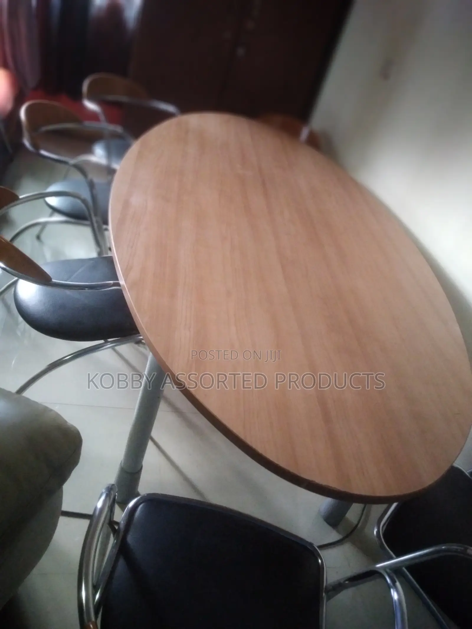 Index Oval Dining and Conference Table