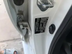 Toyota Corolla Hybrid LE 2023 White