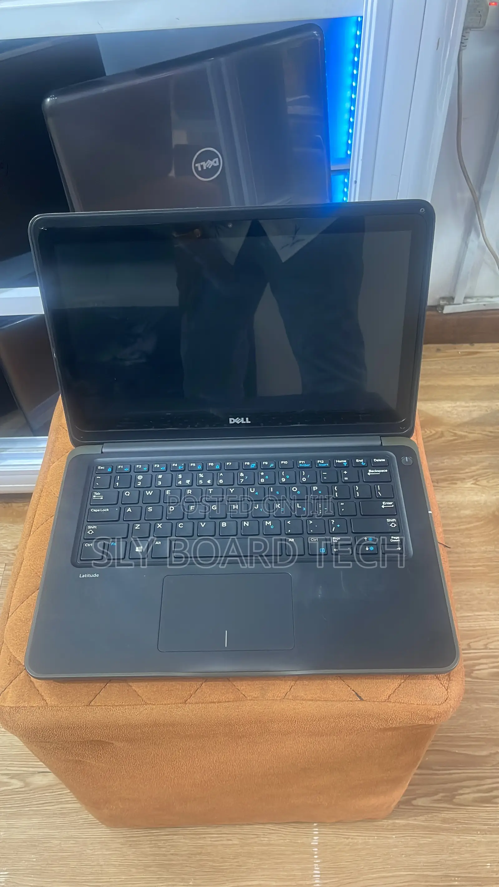 Laptop Dell Latitude 3380 8GB Intel Core i3 HDD+SSD 500GB