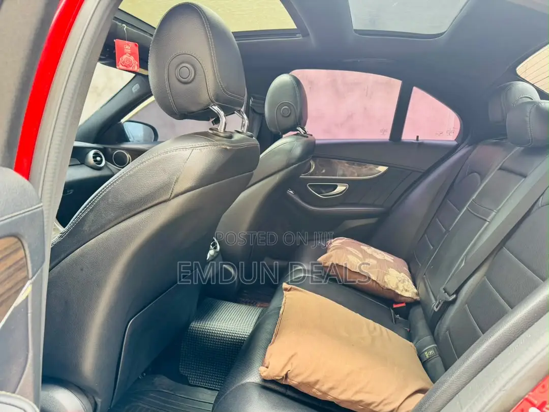 Mercedes-Benz C300 Sport Sedan RWD (2.0L 4cyl 7A) 2016 Red