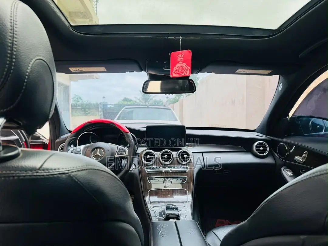 Mercedes-Benz C300 Sport Sedan RWD (2.0L 4cyl 7A) 2016 Red