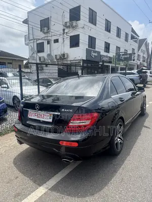 Mercedes-Benz C300 Sport 4Matic Sedan AWD (3.5L 6cyl 7A) 2013 Black