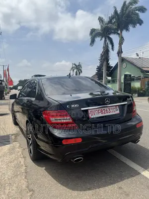 Mercedes-Benz C300 Sport 4Matic Sedan AWD (3.5L 6cyl 7A) 2013 Black