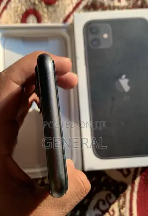 Apple iPhone 11 64 GB Black