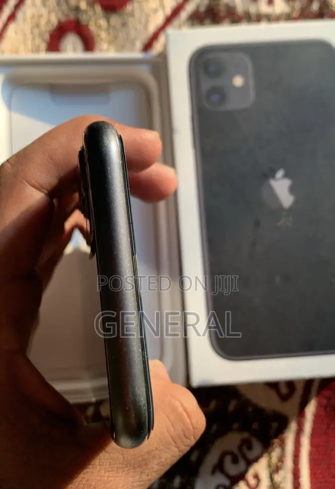 Apple iPhone 11 64 GB Black