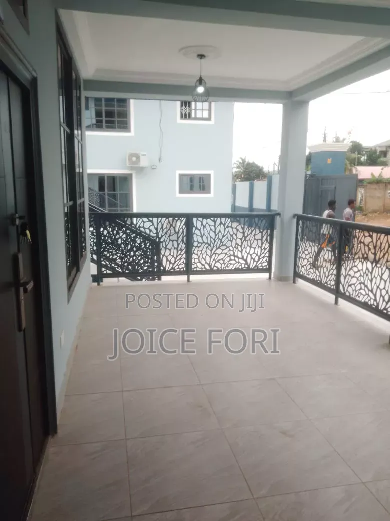2bdrm Apartment in West Hills Mall Area for rent