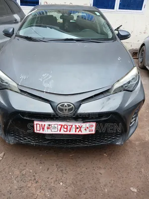 Toyota Corolla 2018 Gray