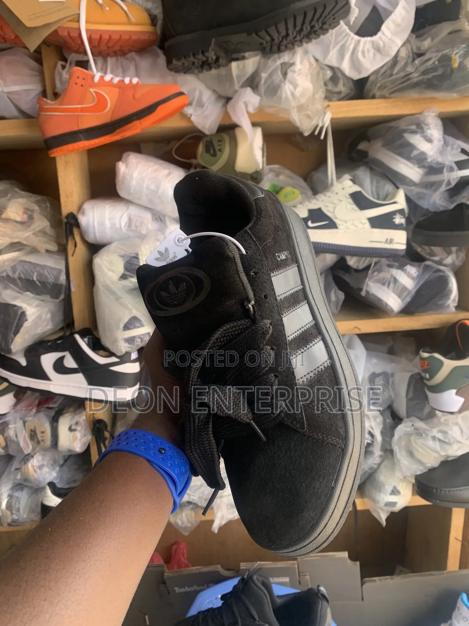 Adidas Campus