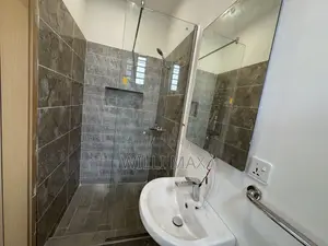 3bdrm Bungalow in Frafraha, Adenta for sale
