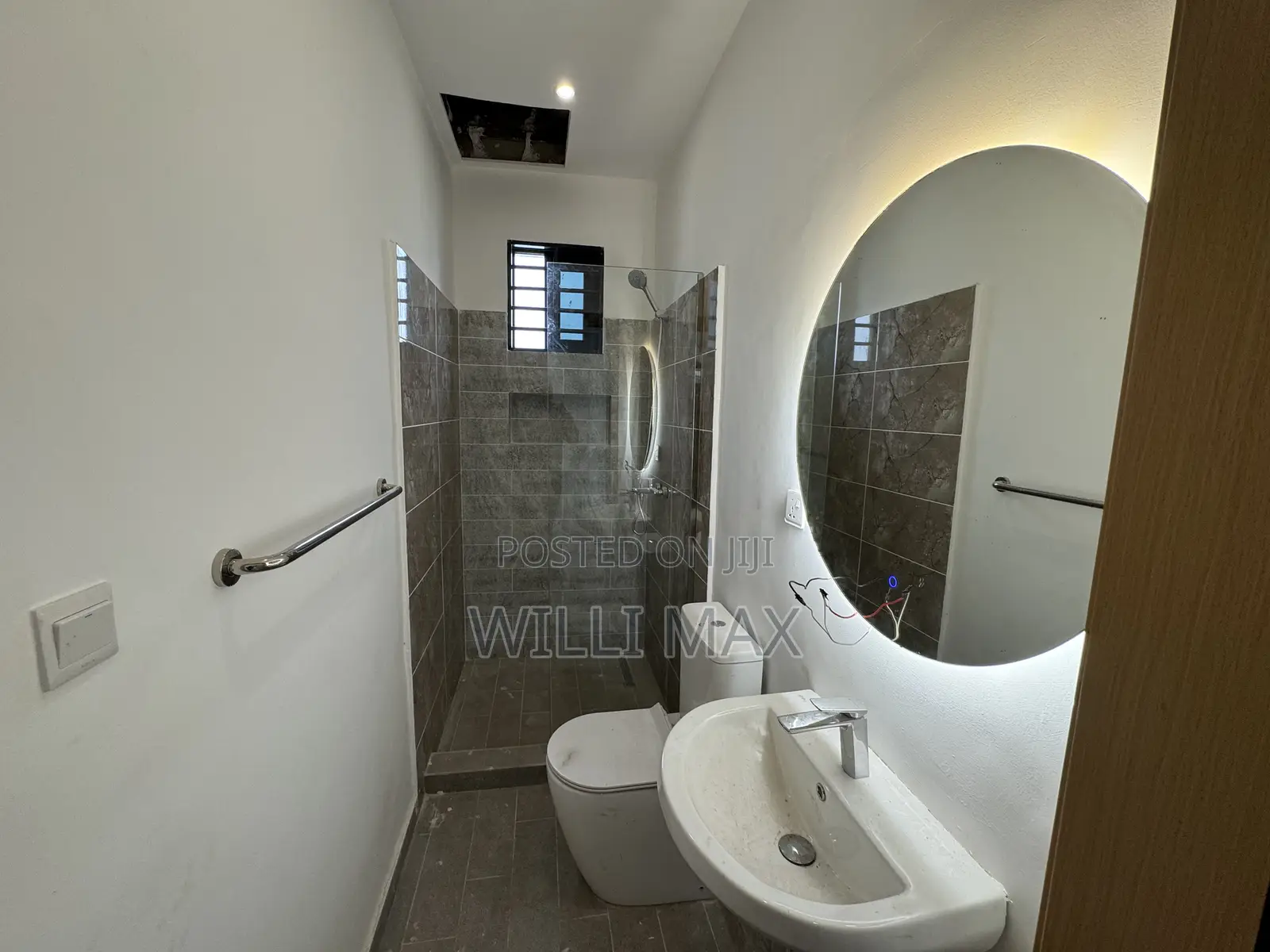 3bdrm Bungalow in Frafraha, Adenta for sale