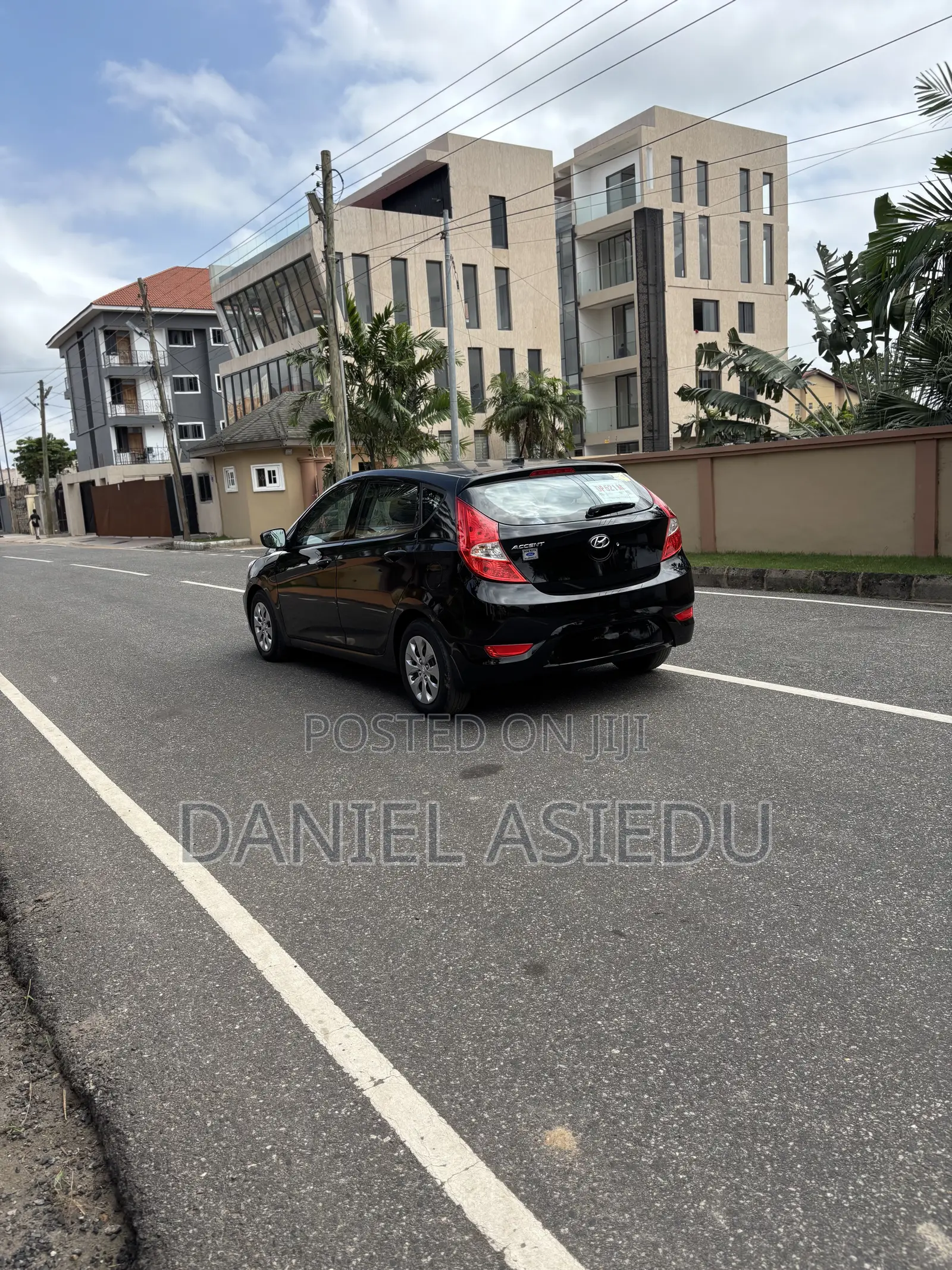Hyundai Accent SE Hatchback 2016 Black