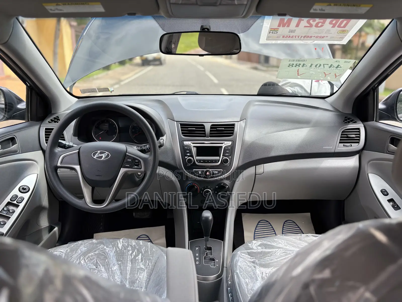 Hyundai Accent SE Hatchback 2016 Black