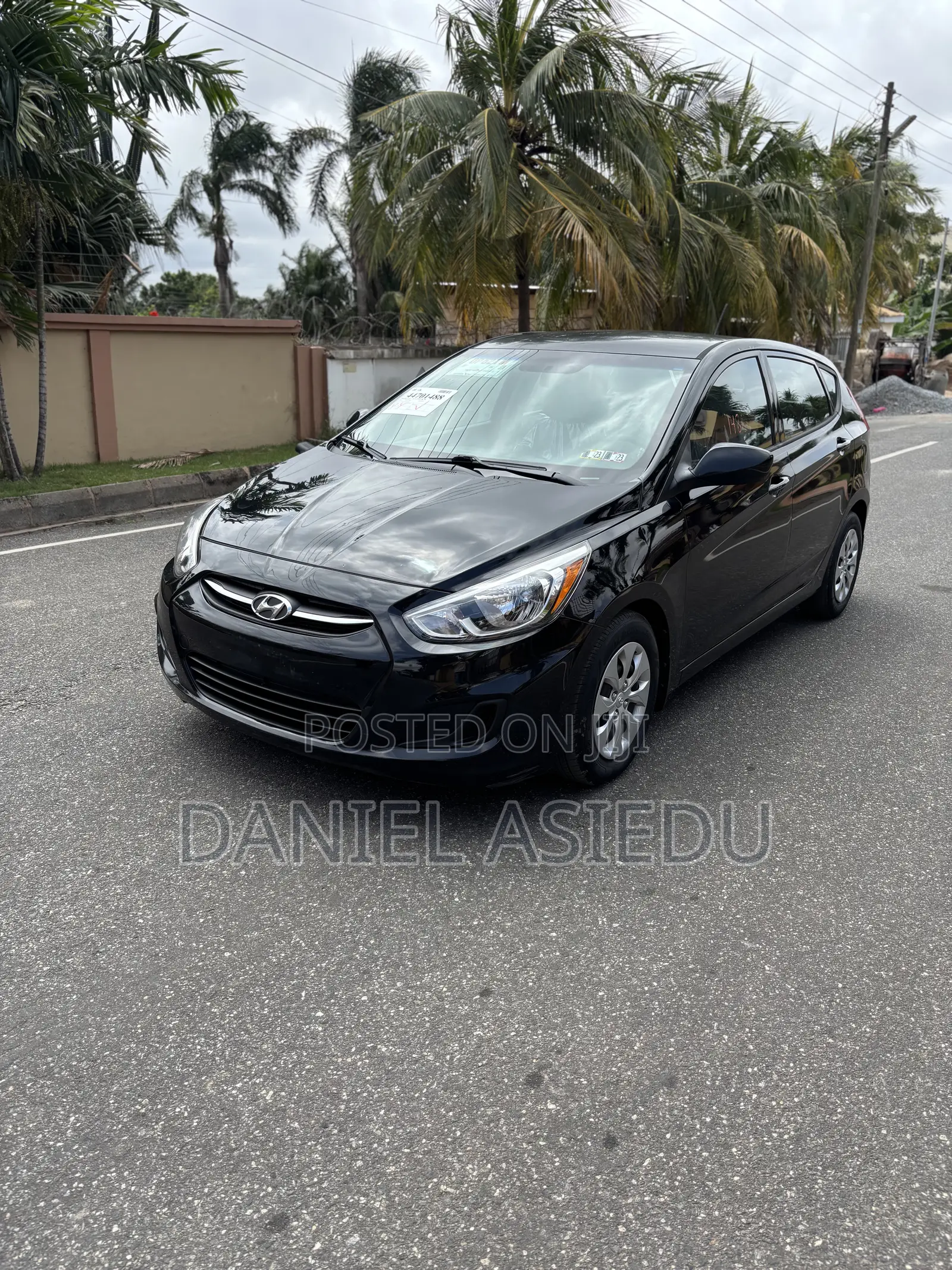 Hyundai Accent SE Hatchback 2016 Black