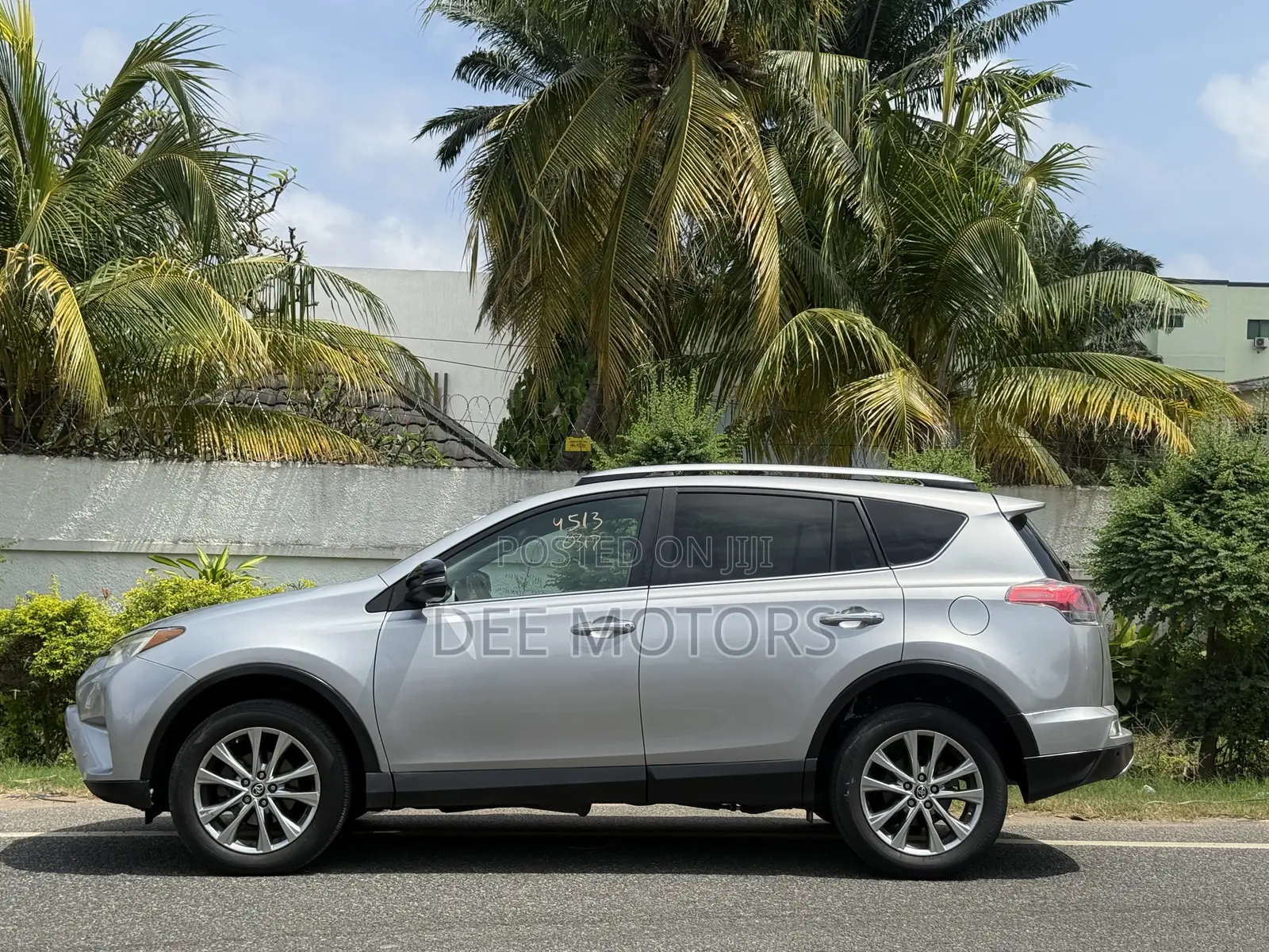 Toyota RAV4 Limited AWD (2.5L 4cyl 6A) 2016 Silver