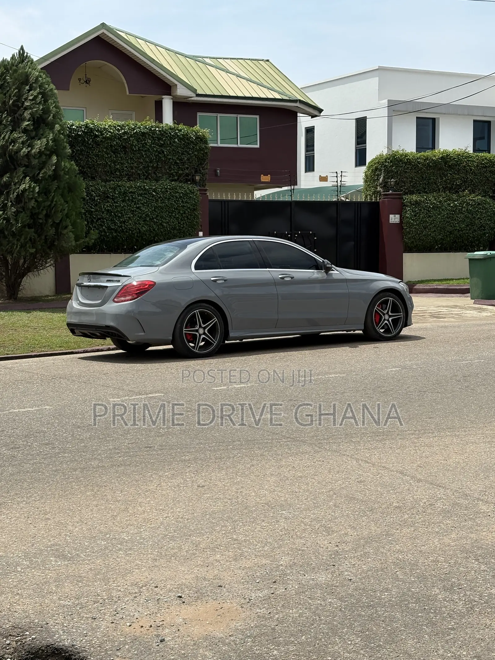 Mercedes-Benz C300 2016 Gray