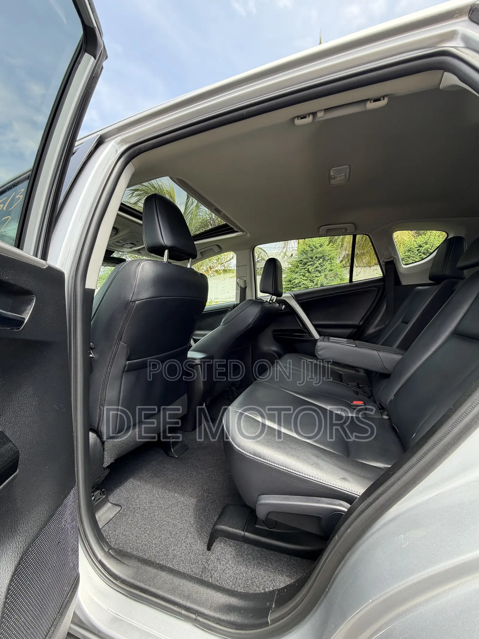 Toyota RAV4 Limited AWD (2.5L 4cyl 6A) 2016 Silver