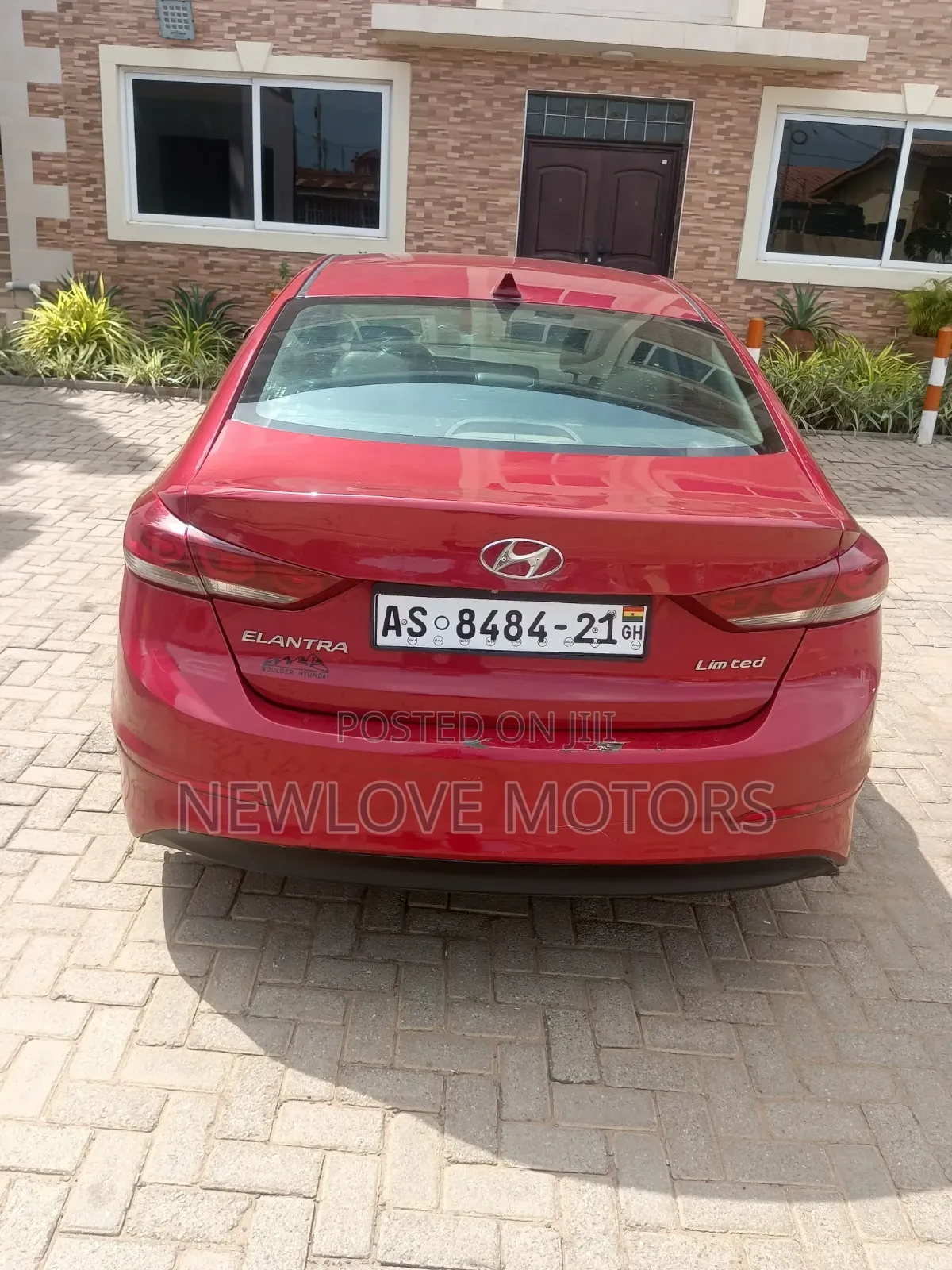 Hyundai Elantra 2017 Red