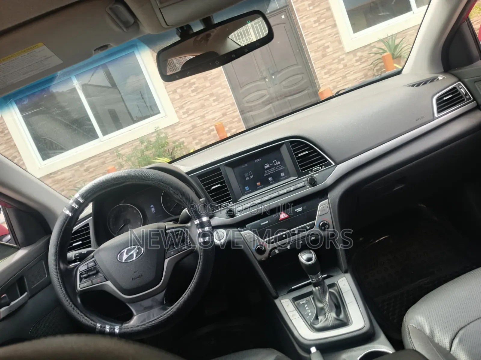 Hyundai Elantra 2017 Red