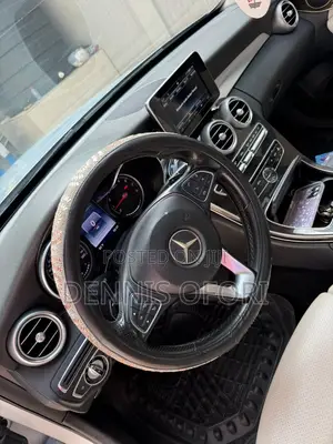 Mercedes-Benz C300 Luxury 4Matic Sedan AWD (2.0L 4cyl 7A) 2016