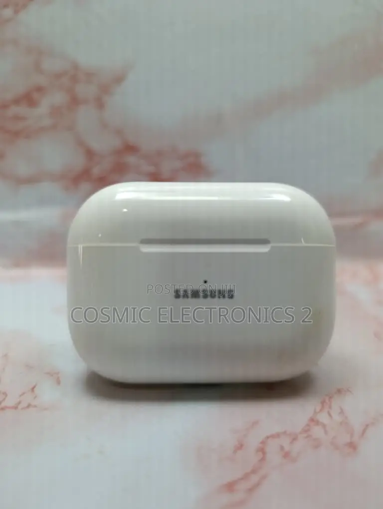 Samsung Compact TWS Wireless Earbuds With 300mAh Charging Cas