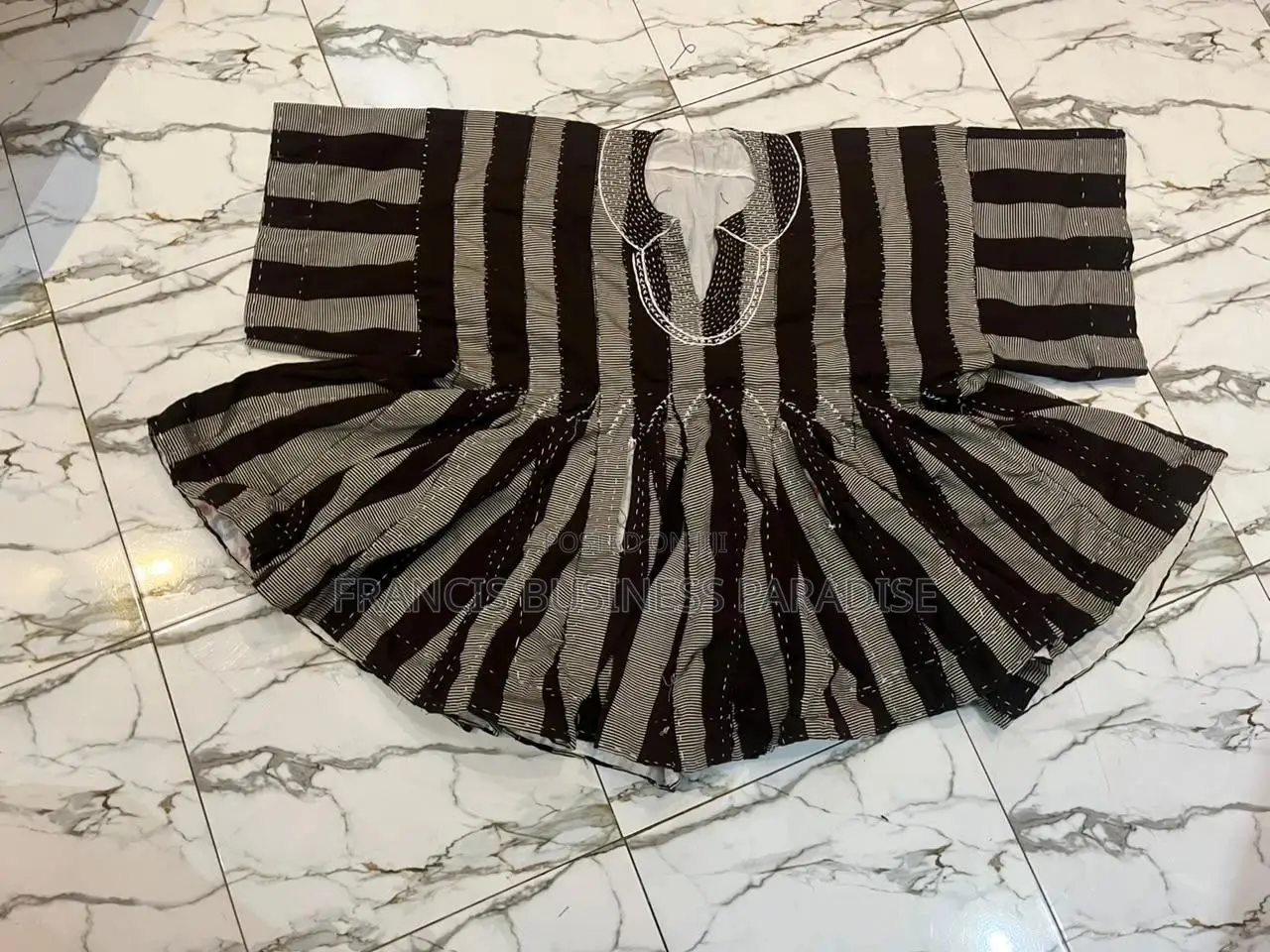 Authentic Handmade Ghanaian Fugu (Northern Smock) - Assorted Colors.