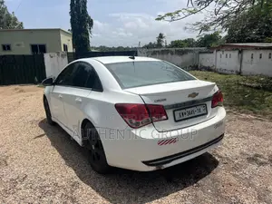 Chevrolet Cruze LS 2012 White