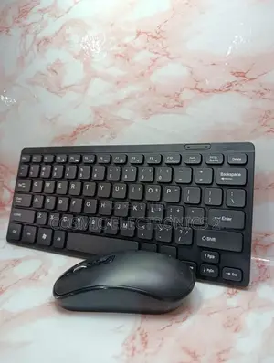 KM901 Compact Wireless Keyboard and Mouse Combo