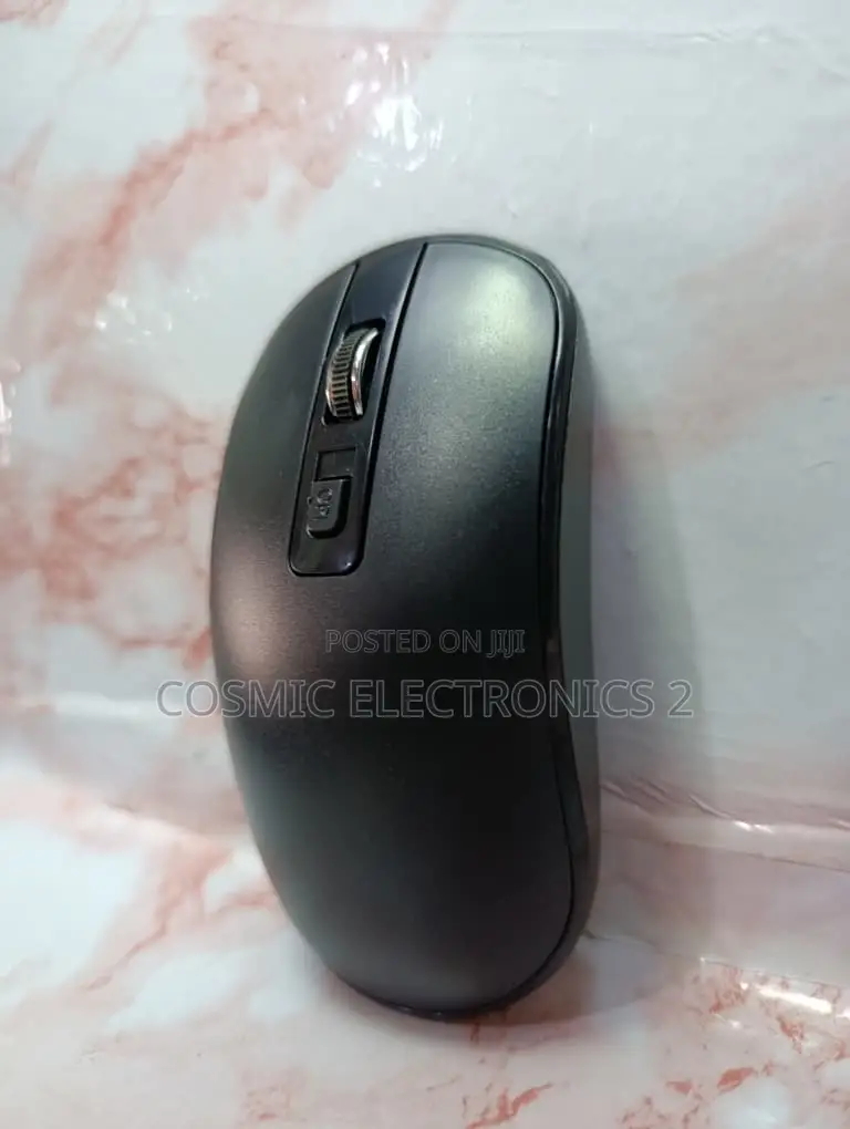 KM901 Compact Wireless Keyboard and Mouse Combo