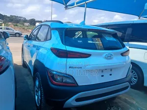 Hyundai Kona 2022 White