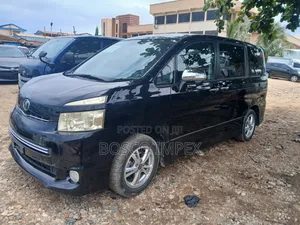 Toyota Voxy 2012 Black