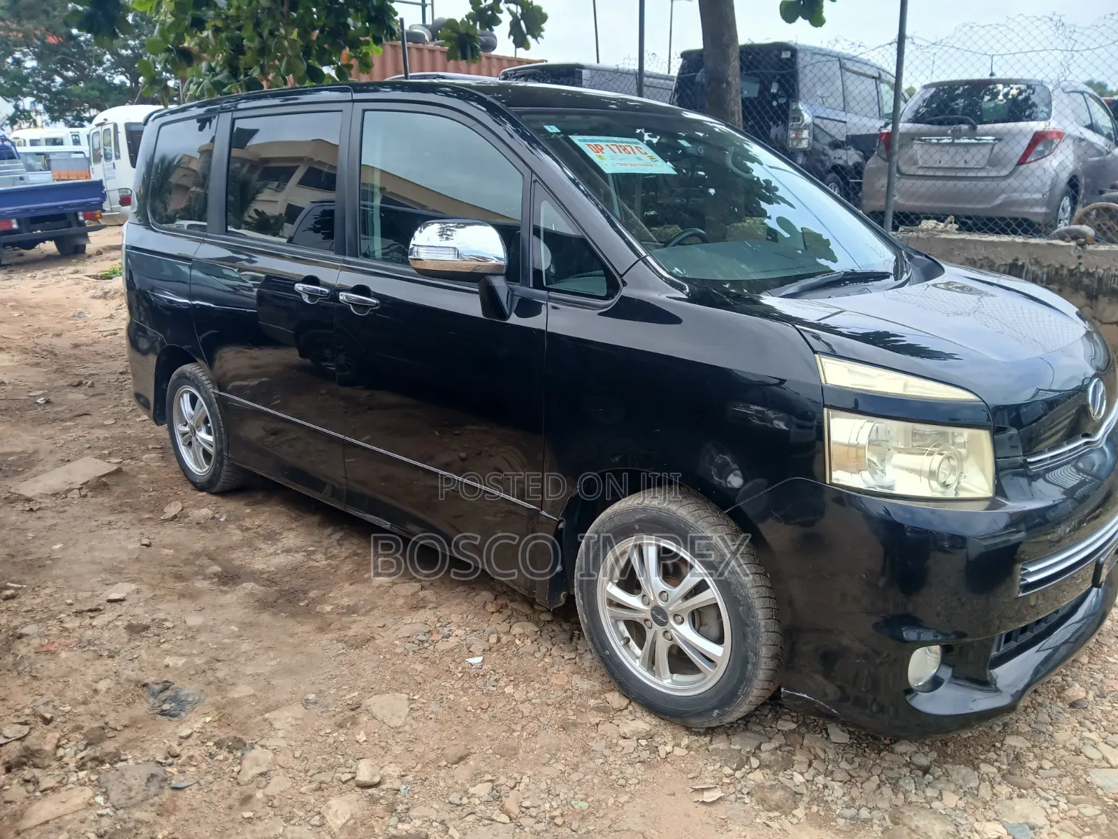Toyota Voxy 2012 Black