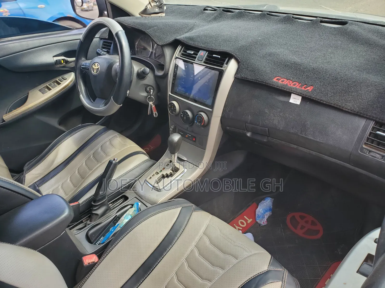 Toyota Corolla 2010 Gray